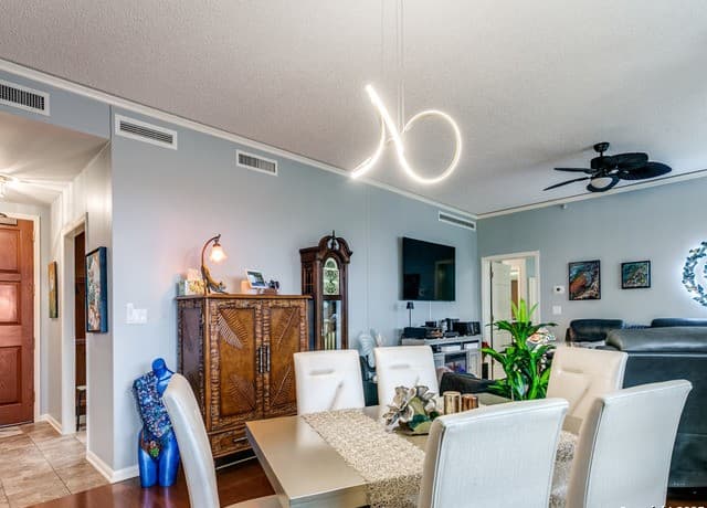 2-bedroom rental at 1 Towers Park Ln Unit 316 in San Antonio, TX — photo 3