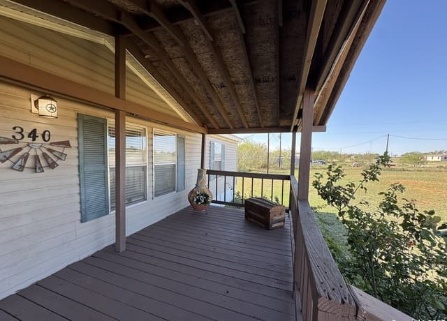 Home for sale at 340 Mourning Dove in Floresville, TX — photo 4