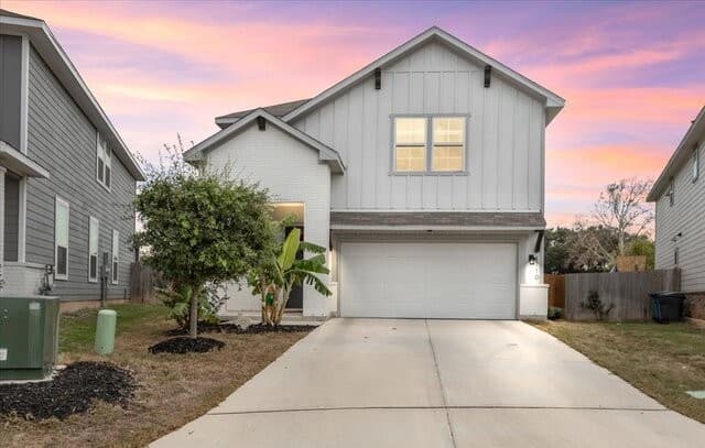 3-bedroom rental at 4710 Audubon in San Antonio, TX — photo 1