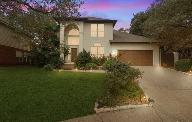 4-bedroom rental at 15123 Mossoak Cove in San Antonio, TX — photo 4
