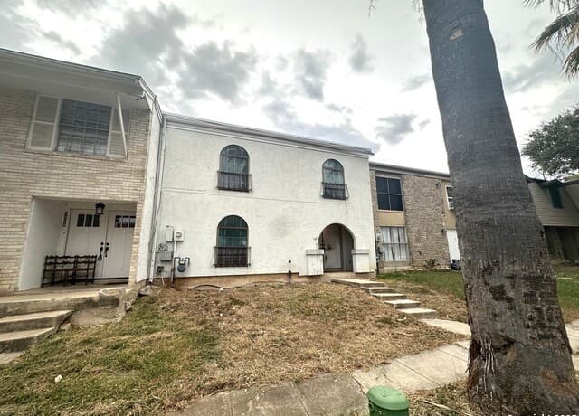 3-bedroom rental at 1326 Klondike in San Antonio, TX — photo 4