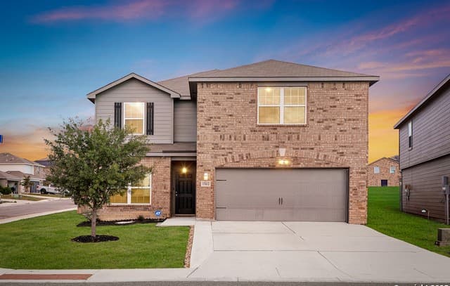 5-bedroom home for sale at 15102 Jetfire in Von Ormy TX