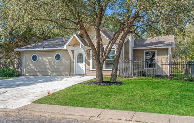 4-bedroom rental at 5931 Glacier Sun in San Antonio, TX — photo 1