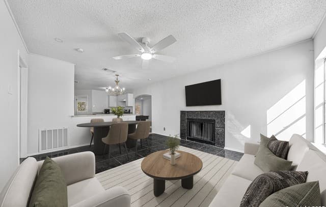 4-bedroom rental at 5931 Glacier Sun in San Antonio, TX — photo 2