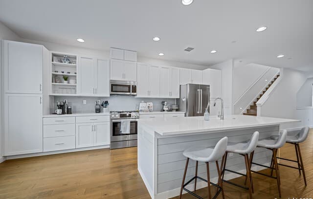 3-bedroom rental at 102 Tendick Unit # 902 in San Antonio, TX — photo 3