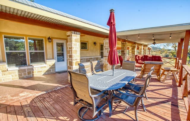Home for sale at 255 Thunder Creek in Utopia, TX — photo 5