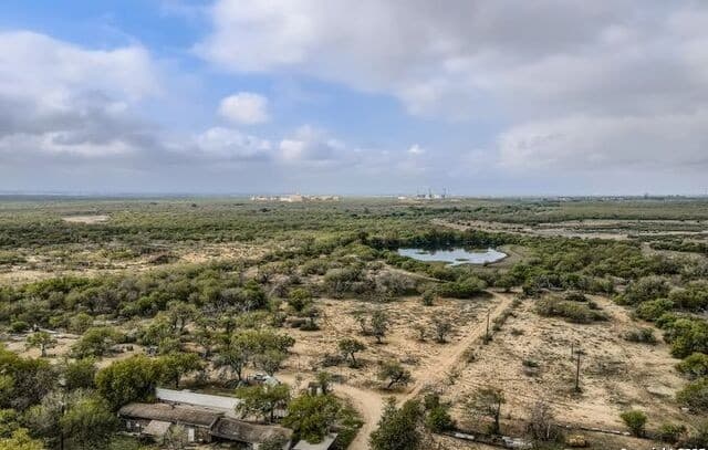 rental at 10323 Moursund Blvd #8 in San Antonio, TX — photo 1