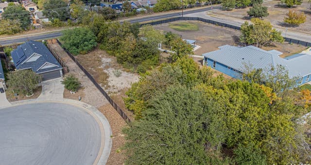 rental at 14830 Stahl Rd in San Antonio, TX — photo 3