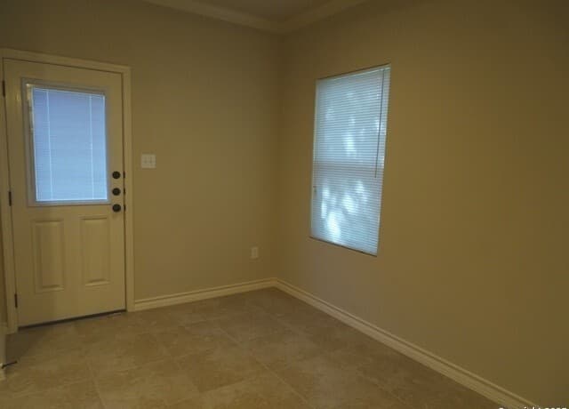 rental at 6650 Mia Way in San Antonio, TX — photo 5