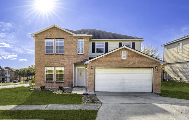 4-bedroom rental at 117 Willow Cove in Cibolo, TX — photo 1