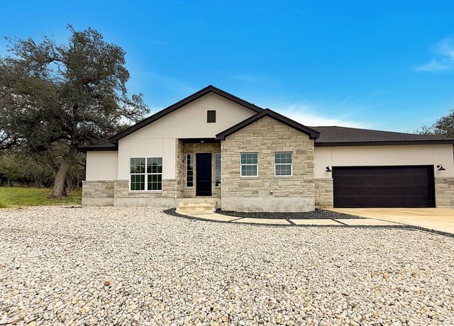 4-bedroom home for sale at 111 S Jesse Stiff in Blanco TX