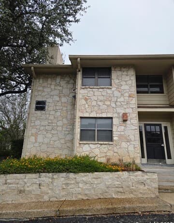 1-bedroom rental at 7738 Chambers Rd Unit 1101 in San Antonio, TX — photo 5