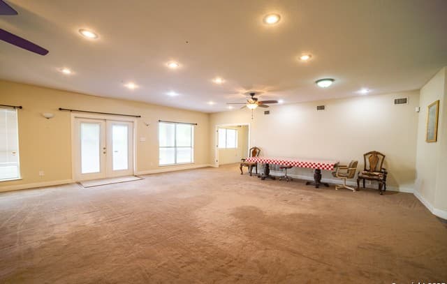 4-bedroom rental at 12219 Course View in San Antonio, TX — photo 5