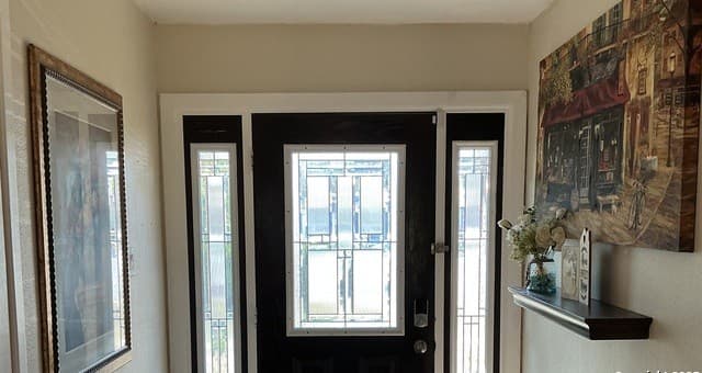 4-bedroom rental at 2335 Oriley in San Antonio, TX — photo 4