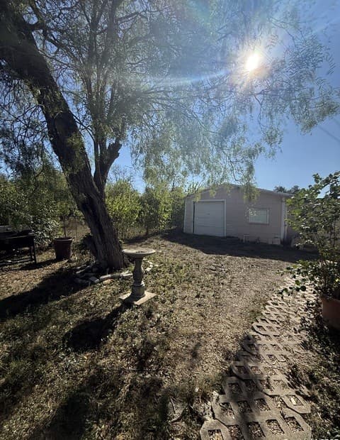 2-bedroom rental at 736 Fulton in San Antonio, TX — photo 4