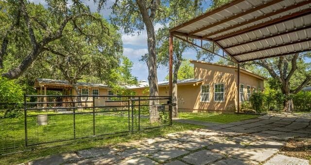 Home for sale at 155 W Zavalla in San Antonio, TX — photo 3