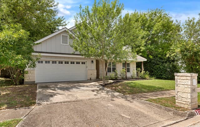 4-bedroom rental at 315 Canton Chase in Cibolo, TX — photo 3