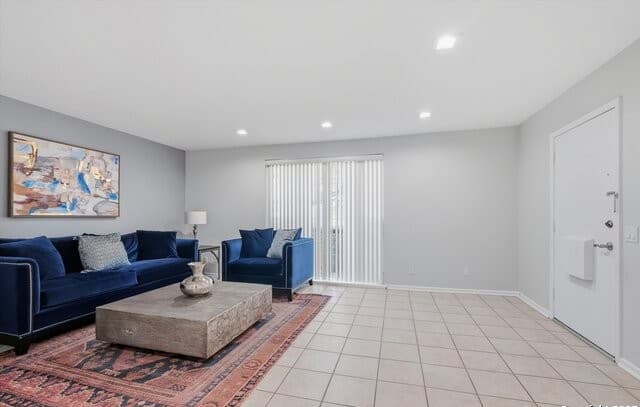 3-bedroom rental at 7500 Callaghan Unit APT 337 in San Antonio, TX — photo 3