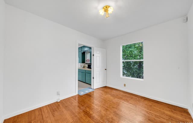 3-bedroom rental at 520 Ogden in San Antonio, TX — photo 5