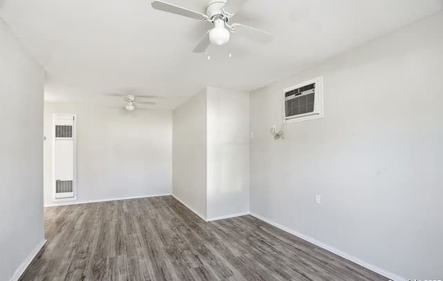 3-bedroom rental at 146 Hillsdale in San Antonio, TX — photo 3