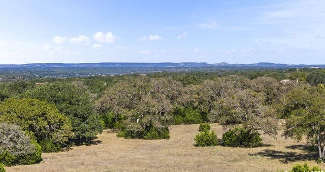 rental at 203 Greystone Circle in Boerne, TX — photo 4
