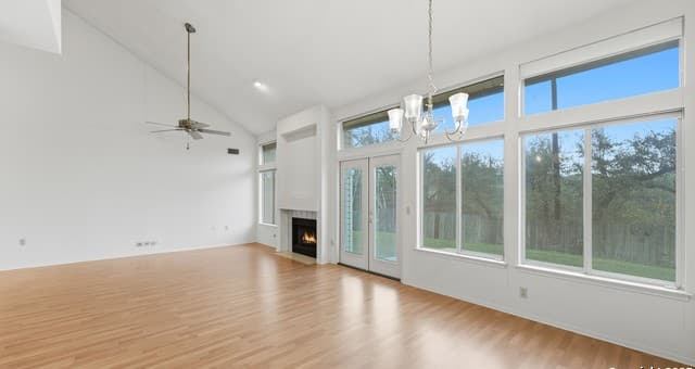 4-bedroom rental at 8603 Collingwood in Universal City, TX — photo 4