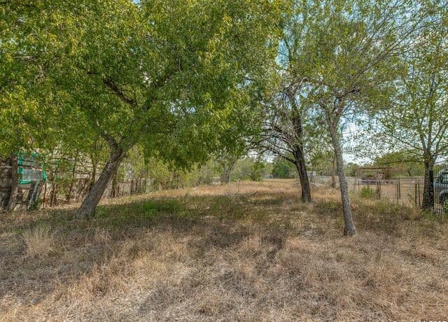 rental at 116 Ansley in San Antonio, TX — photo 1