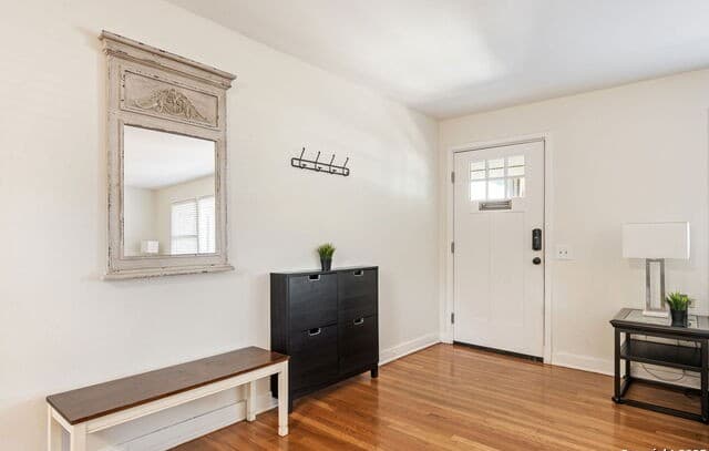 4-bedroom rental at 122 Brees in San Antonio, TX — photo 4
