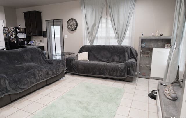 3-bedroom rental at 102 Katy Way in San Antonio, TX — photo 5