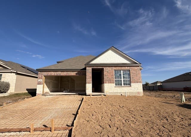 4-bedroom rental at 7810 Granger Cove in San Antonio, TX — photo 3