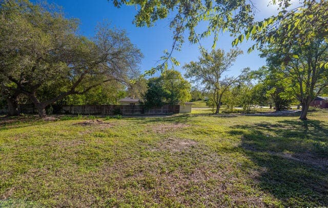 rental at 529 Geneseo in Terrell Hills, TX — photo 3