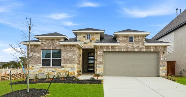 4-bedroom rental at 9522 Luke Path in San Antonio, TX — photo 1