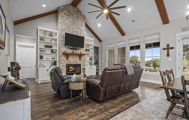 3-bedroom rental at 209 River Ridge in Boerne, TX — photo 4