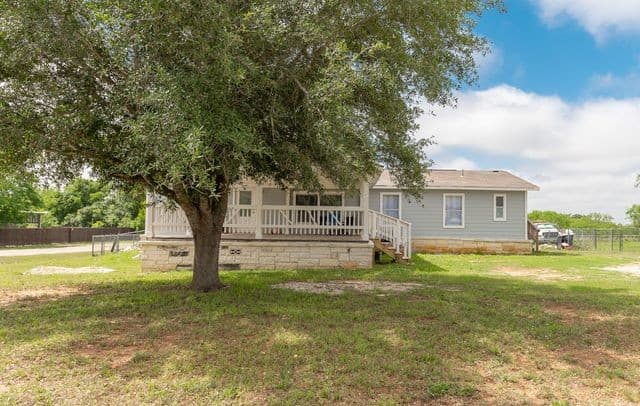 4-bedroom rental at 11746 Haven Estates in Adkins, TX — photo 2