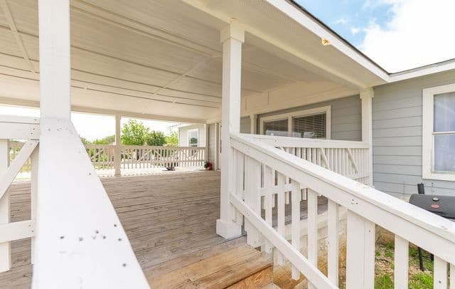 4-bedroom rental at 11746 Haven Estates in Adkins, TX — photo 3