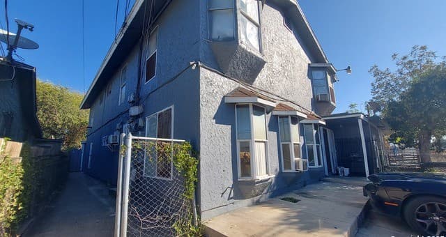rental at 119 Bank in San Antonio, TX — photo 1
