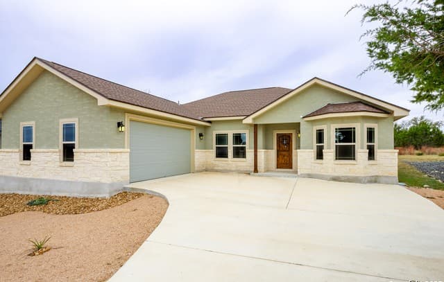 Home for sale at 110 Moses Hughes in Blanco, TX — photo 5