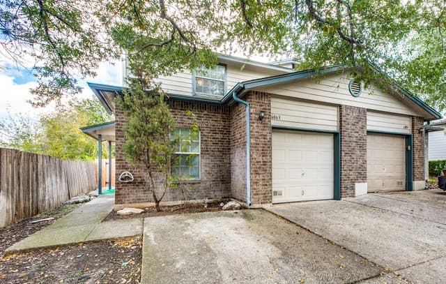 3-bedroom rental at 6063 Bantry Bay in San Antonio, TX — photo 1
