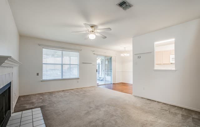 3-bedroom rental at 6063 Bantry Bay in San Antonio, TX — photo 3