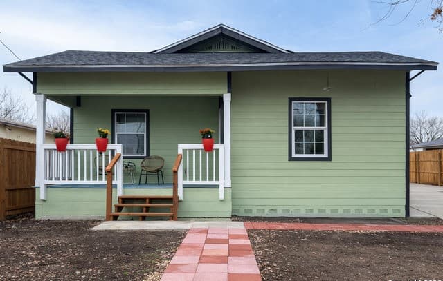 3-bedroom rental at 243 Yolanda in San Antonio, TX — photo 1