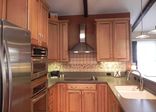 3-bedroom rental at 6018 Plumbago Pl in San Antonio, TX — photo 4