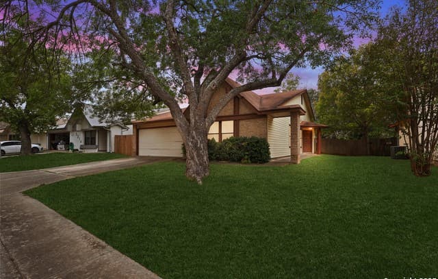 3-bedroom rental at 3210 Le Blanc in San Antonio, TX — photo 1