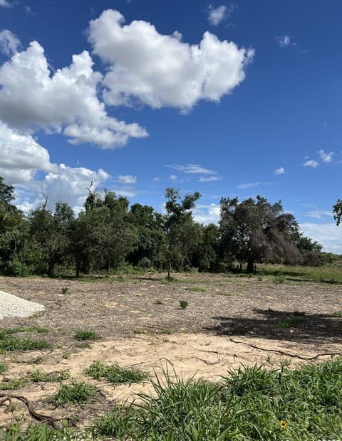 rental at LOT D 497 Cr 124 in Floresville, TX — photo 2