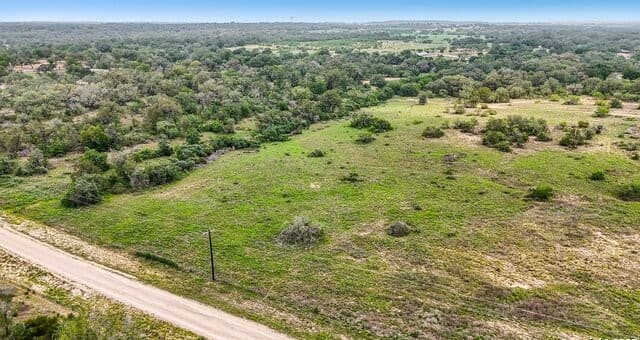 rental at 0 PR Vista Hills Ln LOT 25 in Somerset, TX — photo 3