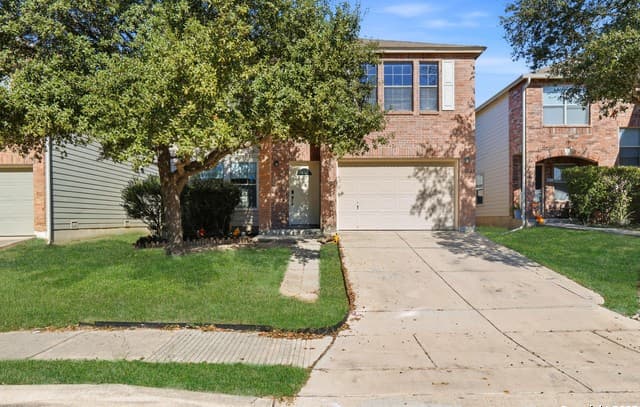 3-bedroom rental at 11123 Icicle Bench in San Antonio, TX — photo 2
