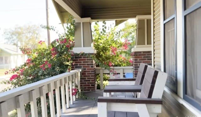 3-bedroom rental at 123 Dilworth in San Antonio, TX — photo 2