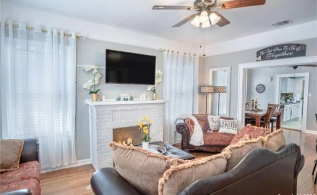 3-bedroom rental at 123 Dilworth in San Antonio, TX — photo 4