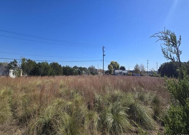 rental at 21N Whartons Dock Rd in Bandera, TX — photo 4