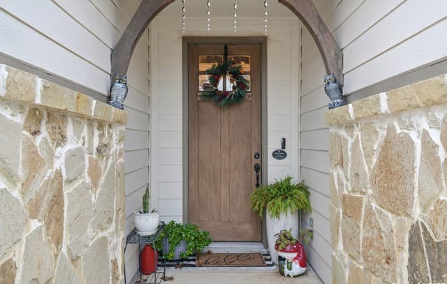 4-bedroom rental at 9028 Curling Post in Schertz, TX — photo 4