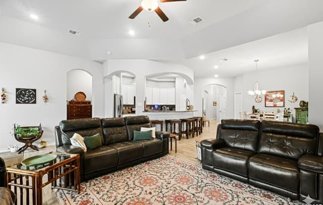 3-bedroom rental at 126 Katy Post in San Antonio, TX — photo 5